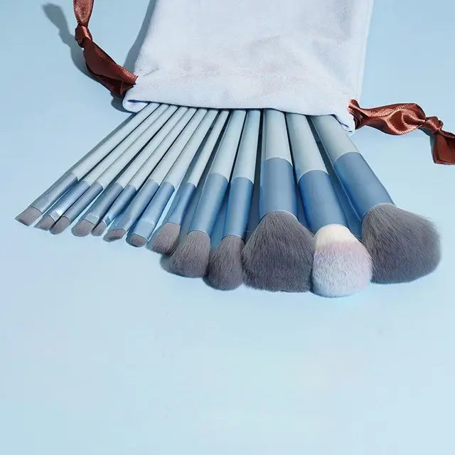 Soft Fluffy Makeup Brushes Set